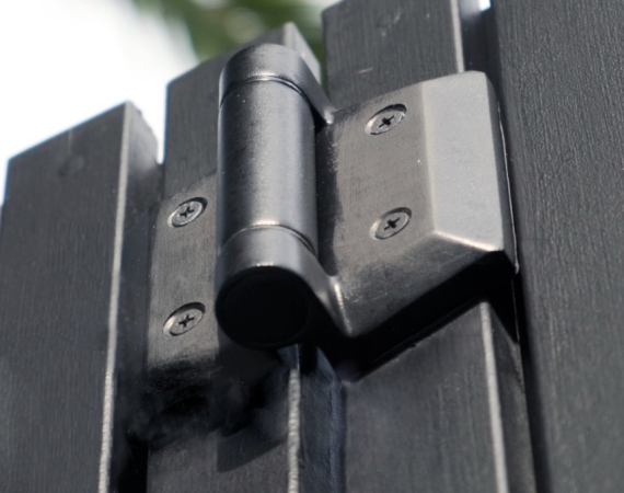 Polaris Hinge Timber Fence
