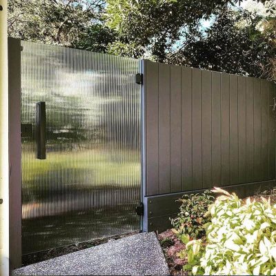 125 Series_Security_Pedestrian Access_Reeded Glass